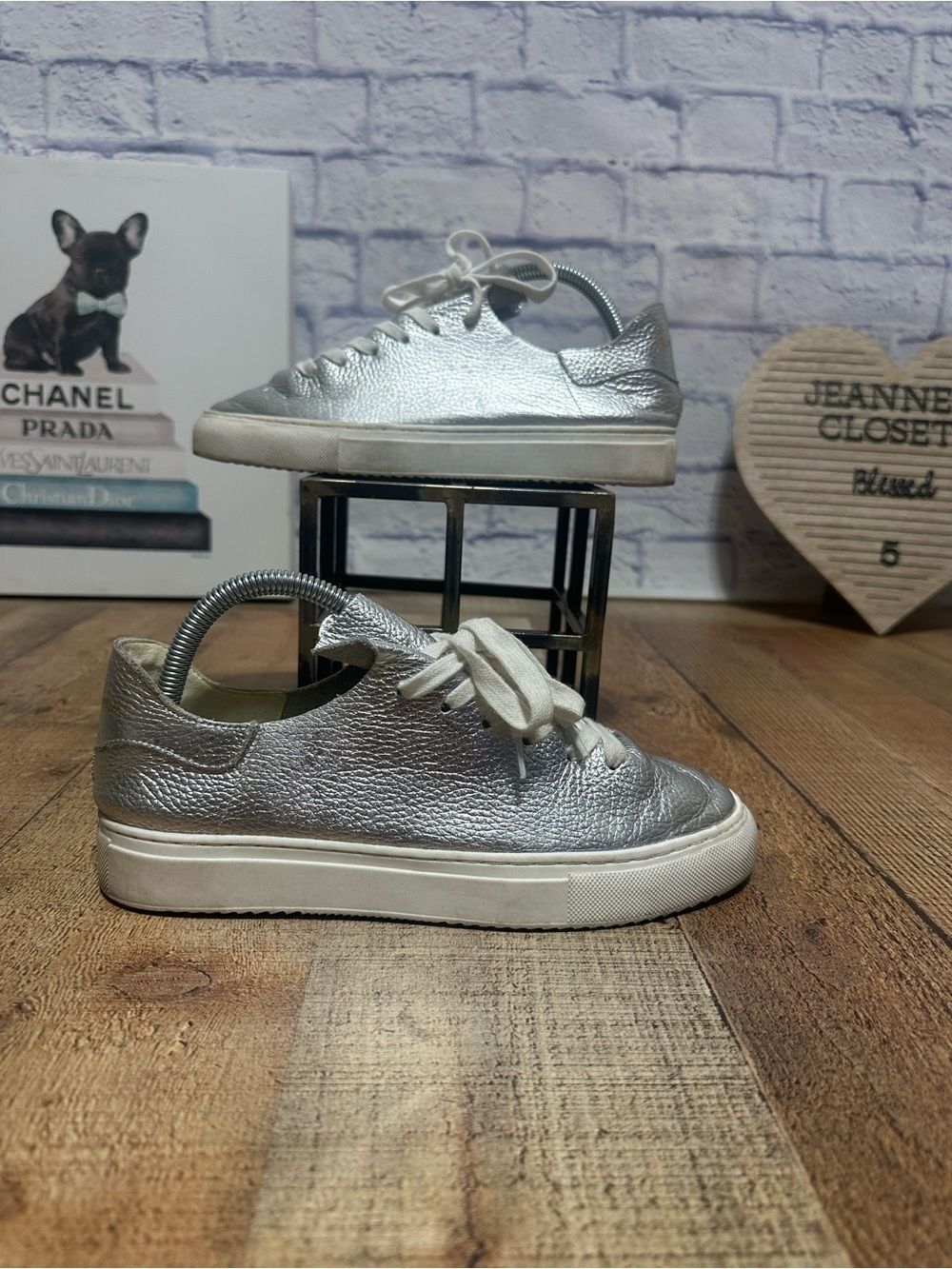Sam Edelman Poppy Lace-Up Sneakers Soft Silver Size 8